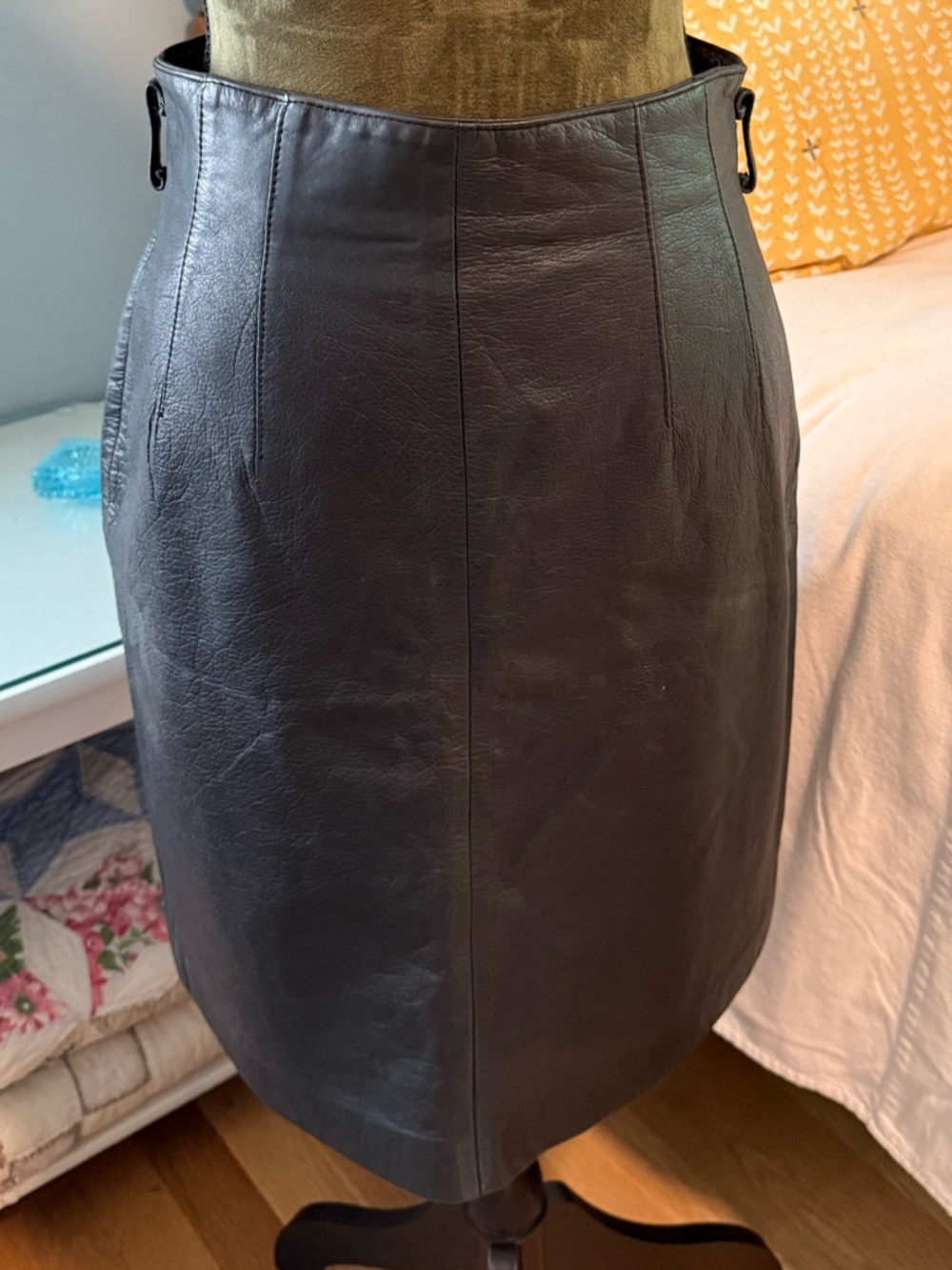 Wilson Black Leather Pencil Skirt Size 10